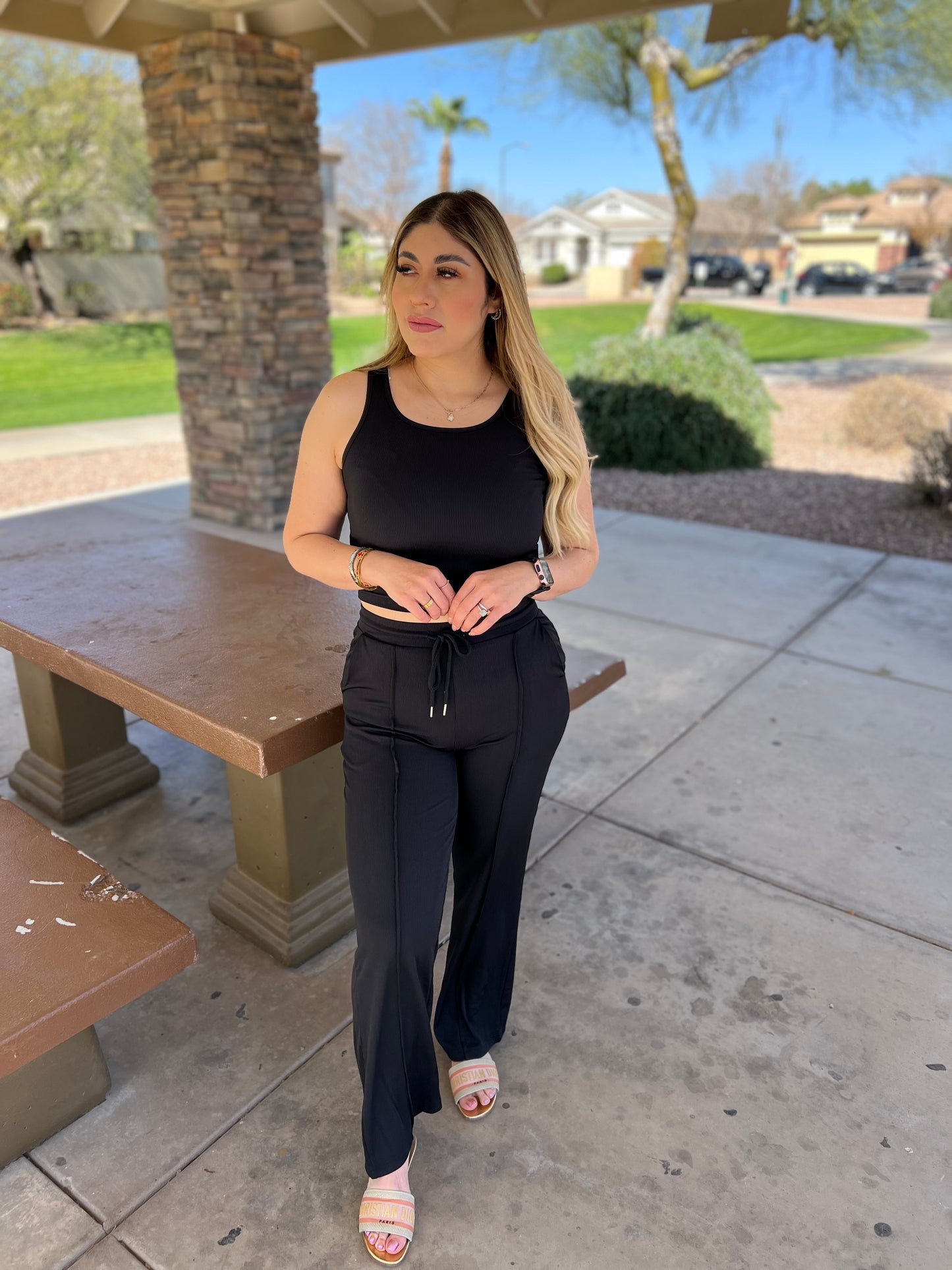 Black set