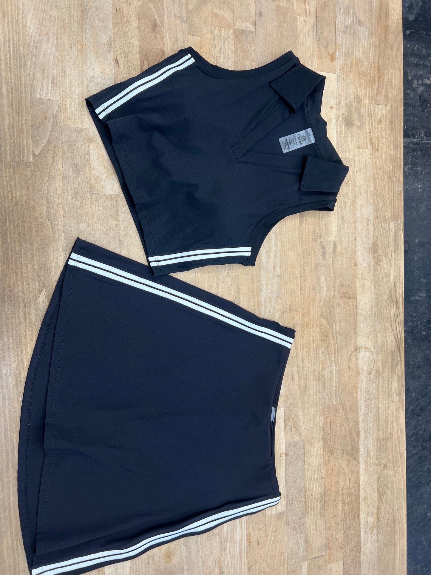 Black sports set
